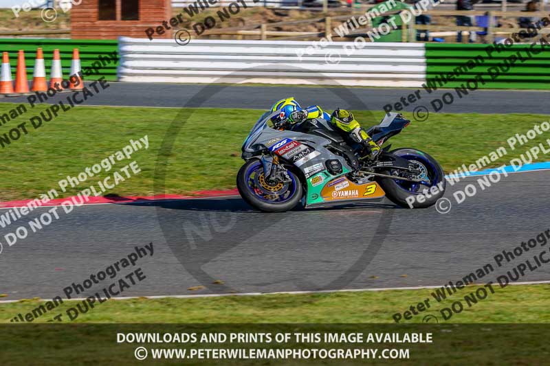 PJ Motorsport Photography 2018;enduro digital images;event digital images;eventdigitalimages;mallory park;mallory park photographs;mallory park trackday;mallory park trackday photographs;no limits trackdays;peter wileman photography;racing digital images;trackday digital images;trackday photos